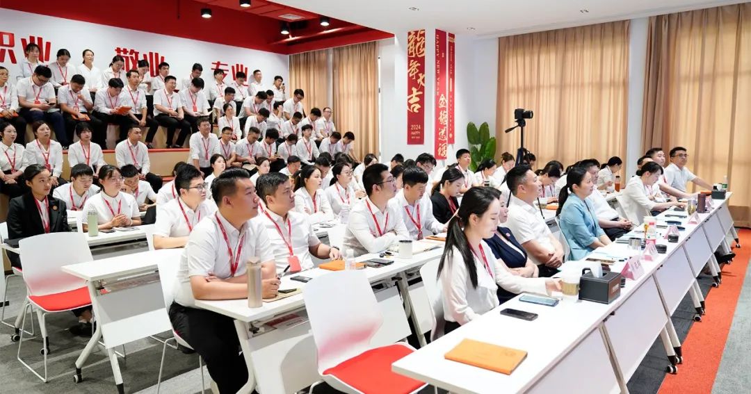 東方龍商務(wù)首屆“講好招商引資”故事大賽成功舉行！沉淀十年招商路，專業(yè)領(lǐng)航贏未來(lái)！