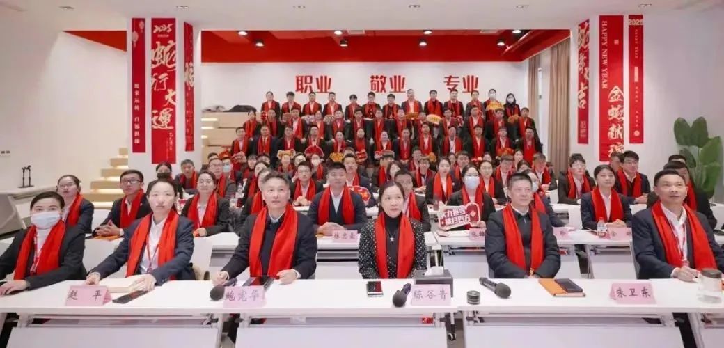 爆火！DeepSeek也太懂上海東方龍商務(wù)集團(tuán)了！