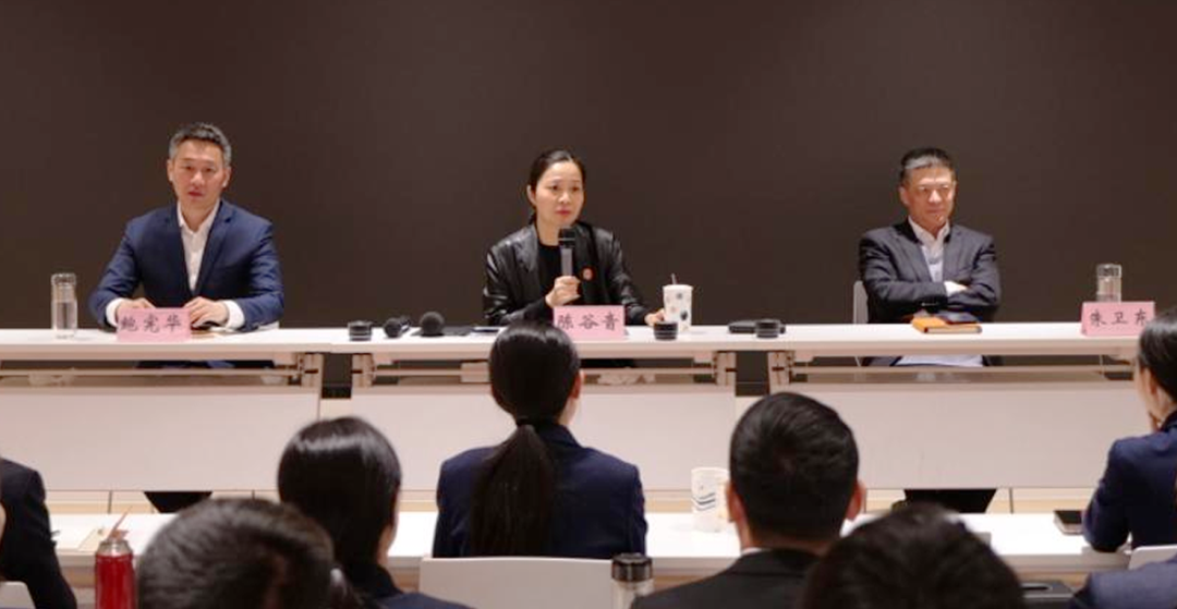 上海東方龍商務集團召開一季度干部會議，剖析發(fā)展現(xiàn)狀，明確“奔跑二季度”沖刺方向