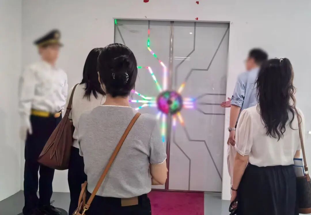 多項(xiàng)核心技術(shù)專利，打造人形機(jī)器人應(yīng)用示范高地！陜西某地方政府實(shí)地對接具身智能人形機(jī)器人投資選址項(xiàng)目